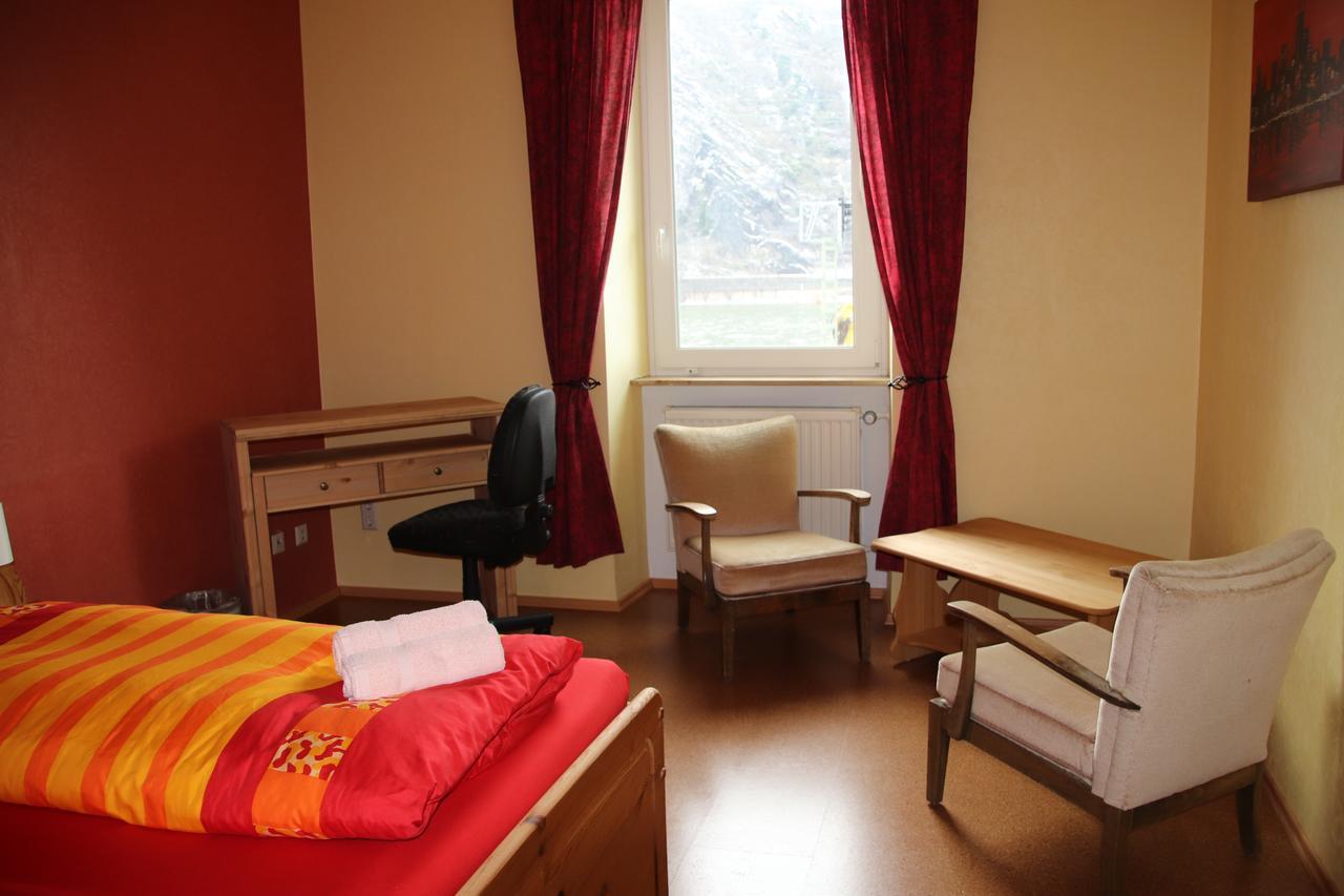 Pension Roehrig Hirzenach Exterior foto